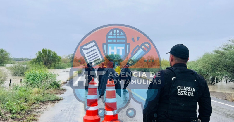 Cierran carreteras en Victoria