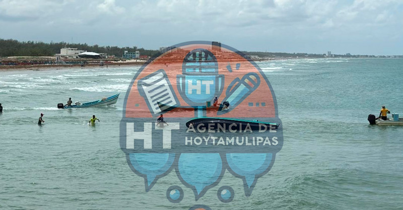 Vuelca lancha en Miramar