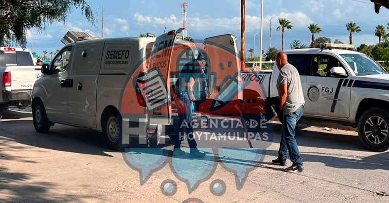 Rescatan cuerpo de ahogado en el canal Anzald�as en Reynosa