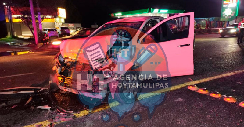  Choque en la carretera Victoria-Monterrey