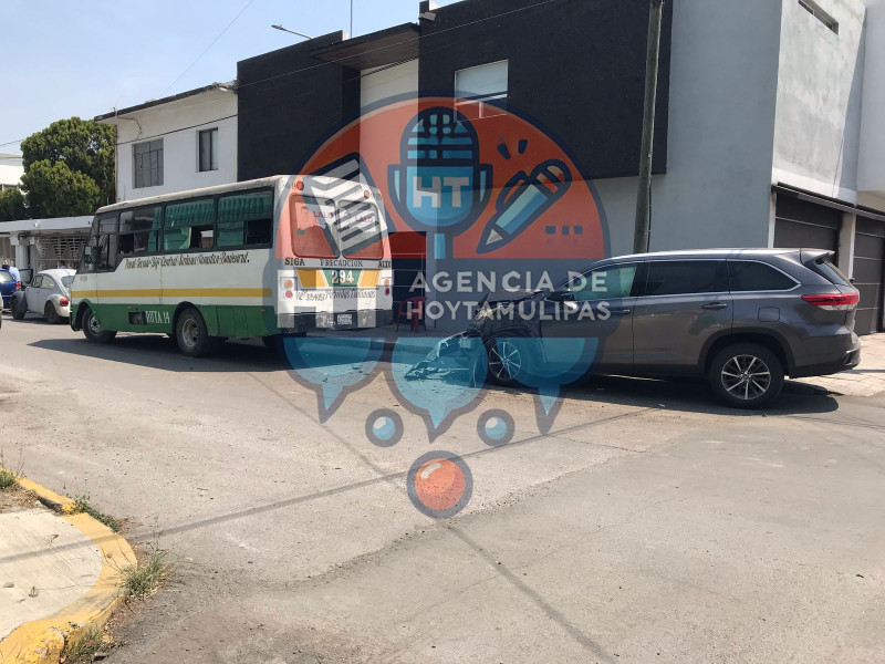 Choque contra transporte p�blico