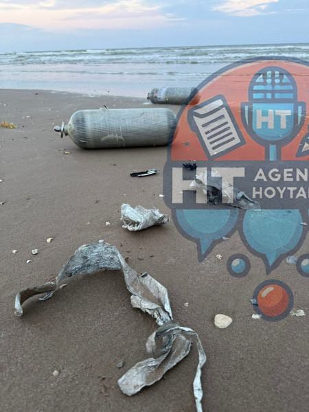 Fragmentos del cohete Starship en la Playa Bagdad