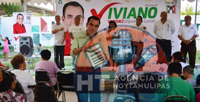 Sigue Viviano Vzquez recorriendo la Infonavit Fundadores