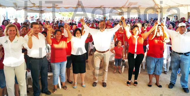 Frente Unido de Colonias manifiesta apoyo a Esdras Romero